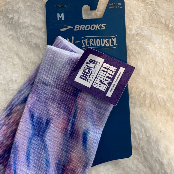 NWT 3/20💥2pair Brooks pacer running socks - Picture 3 of 5